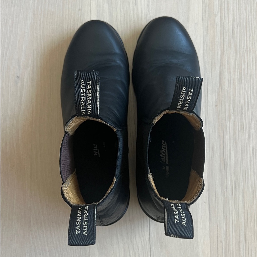 Black Heeled Blundstone Boots- Women’s 9 - Picture 8 of 12